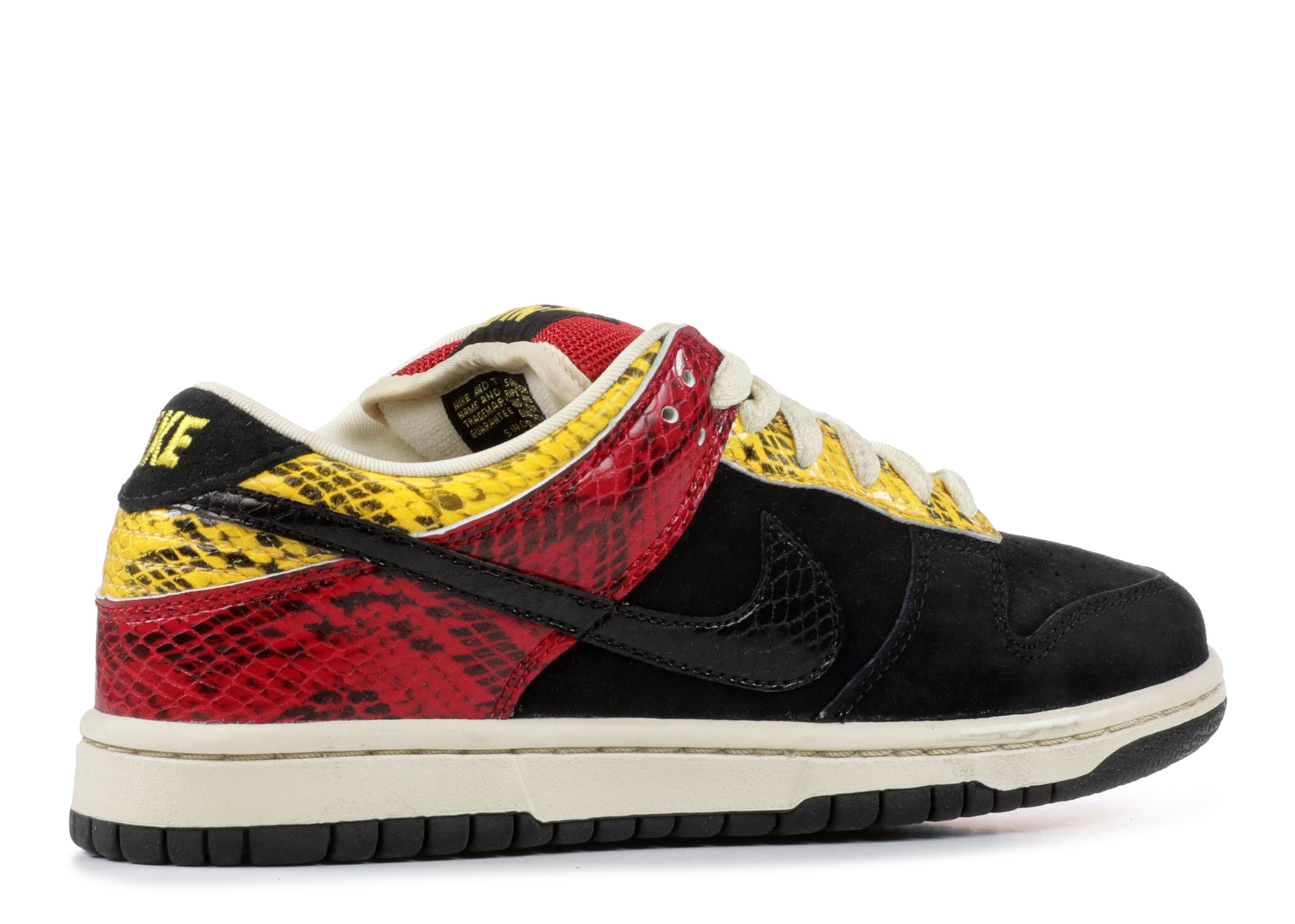 Dunk Low Premium SB ‘Coral Snake’