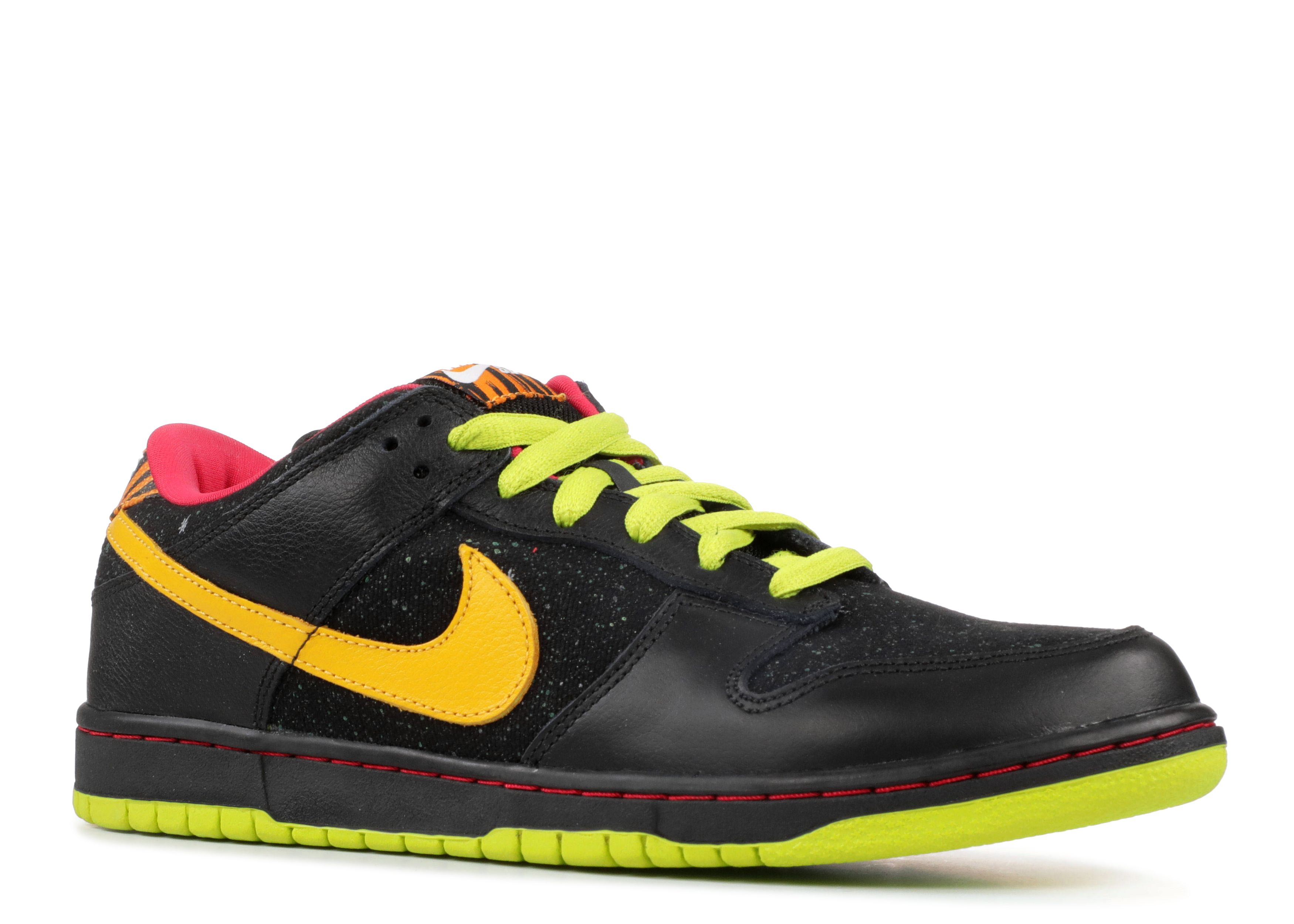 Dunk Low Premium SB ‘Space Tiger’