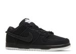 Gnarhunters x Dunk Low SB ‘Black’