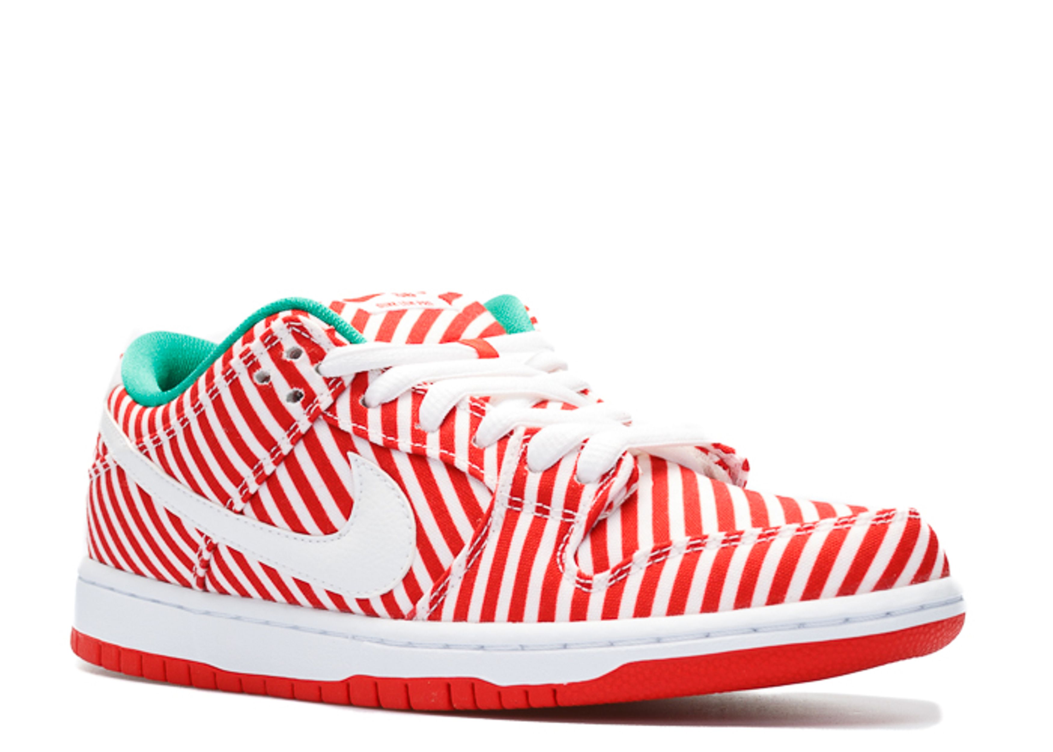 SB Dunk Low ‘Candy Cane’