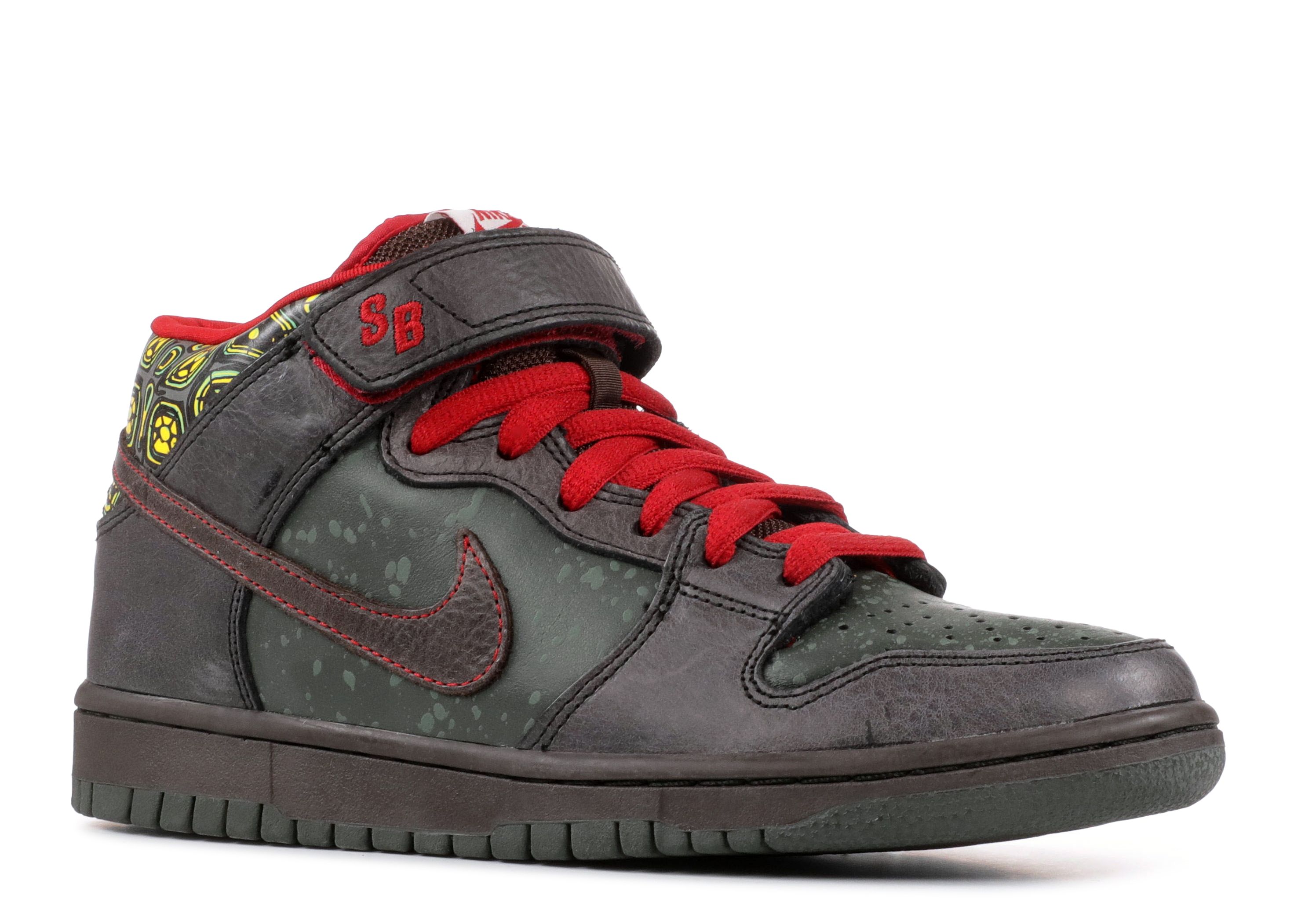 SPoT x SB Dunk Mid Premium ‘Moat’